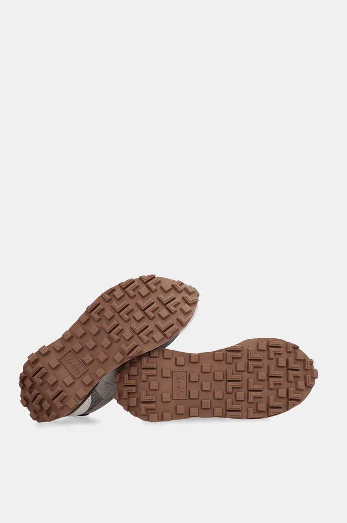 Deportivos Anekke Plata