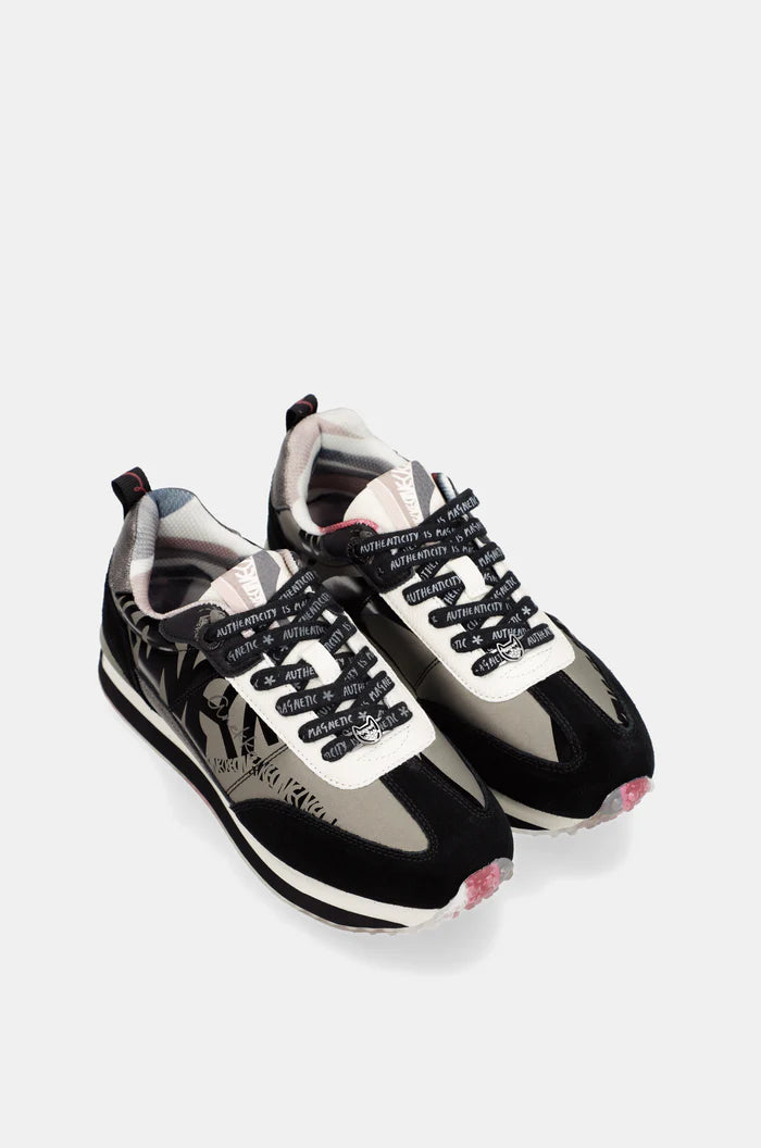 Deportivos Anekke Negros y Plomo