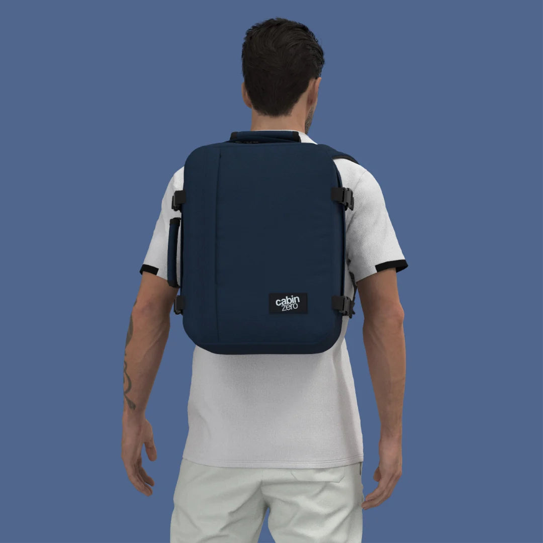 MOCHILA UNDERSEAT CLASSIC 28L NAVY Cabin Zero - EL MALETÍ 