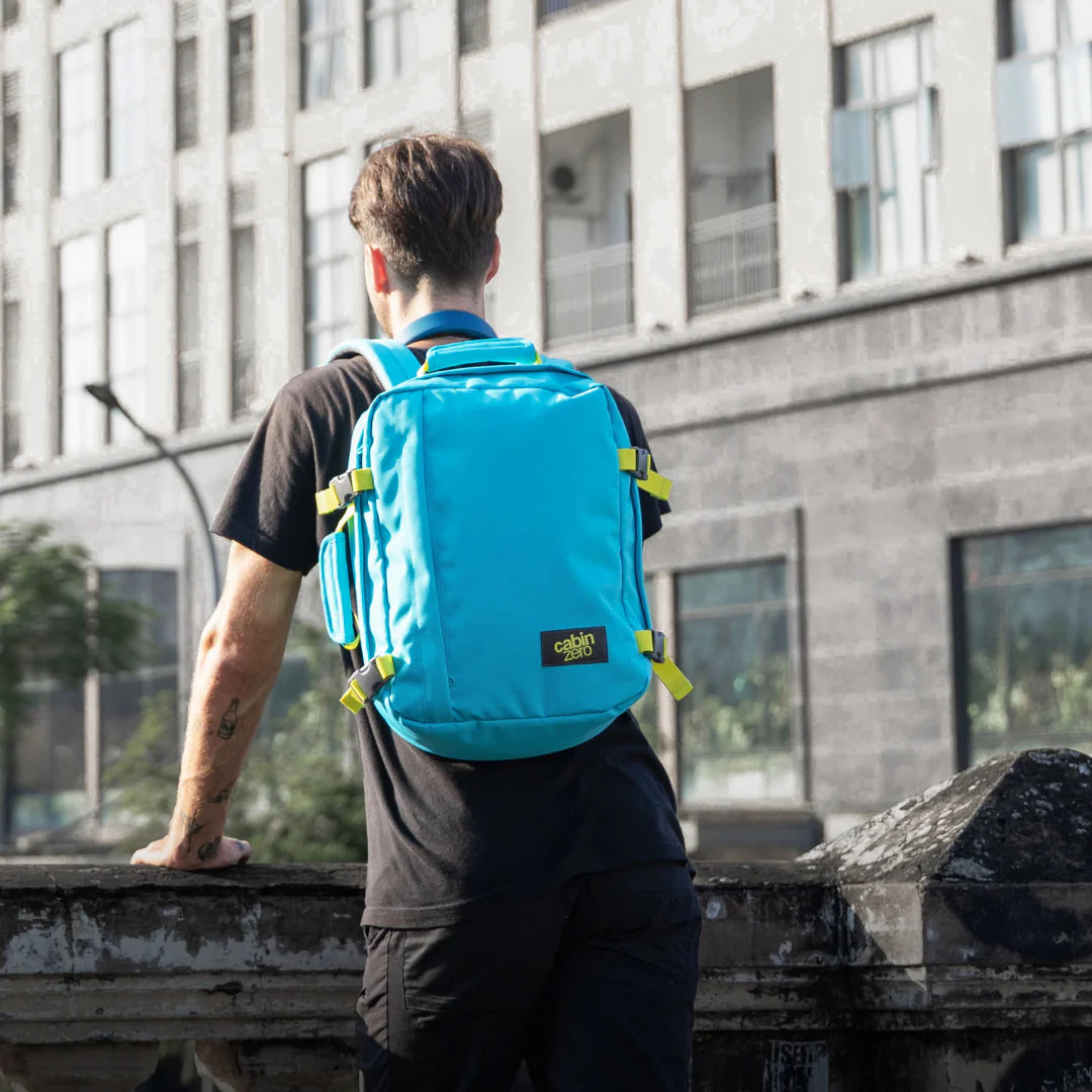 MOCHILA UNDERSEAT CLASSIC 28L AQUA LAGOON Cabin Zero - EL MALETÍ 