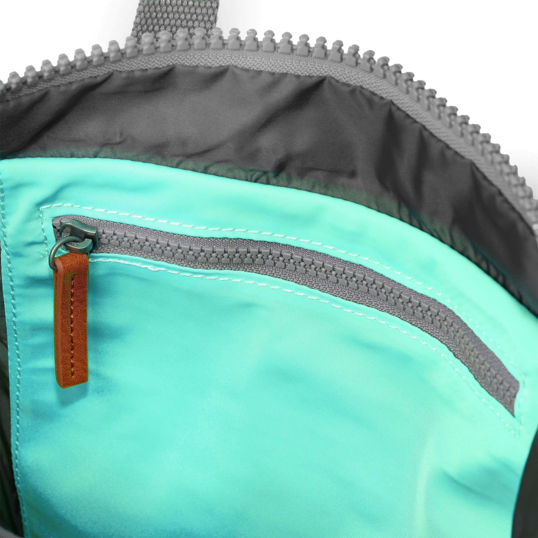Mochila Roka London Canfield B - Capri - Mediana