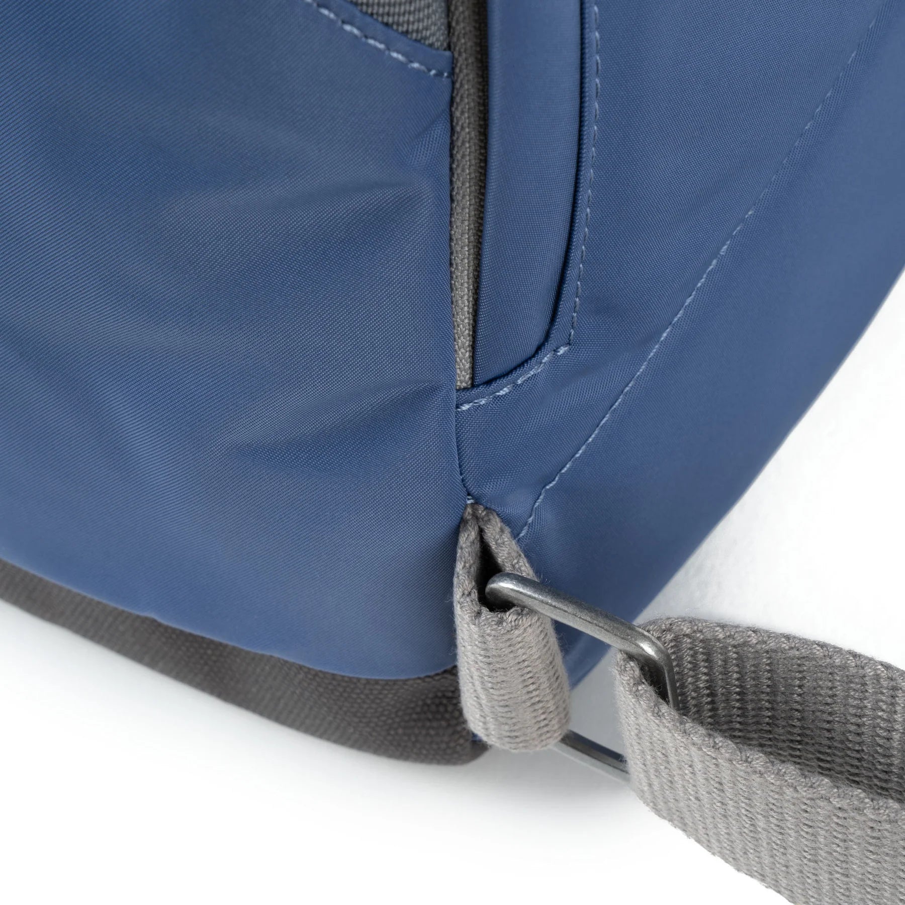 Mochila Roka London Canfield B - Burnt Blue - Mediana