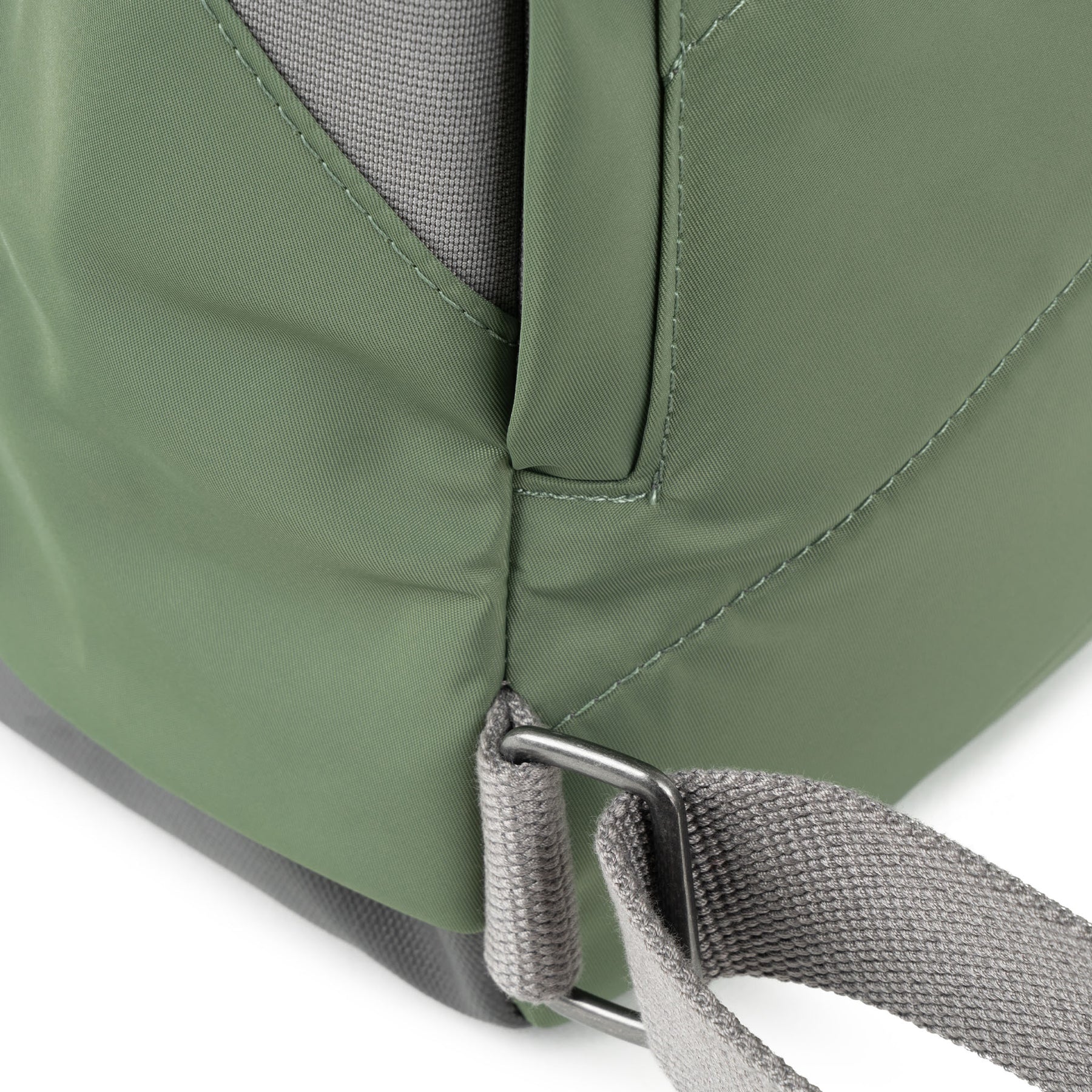 Mochila Roka London Canfield B - Granite - Mediana