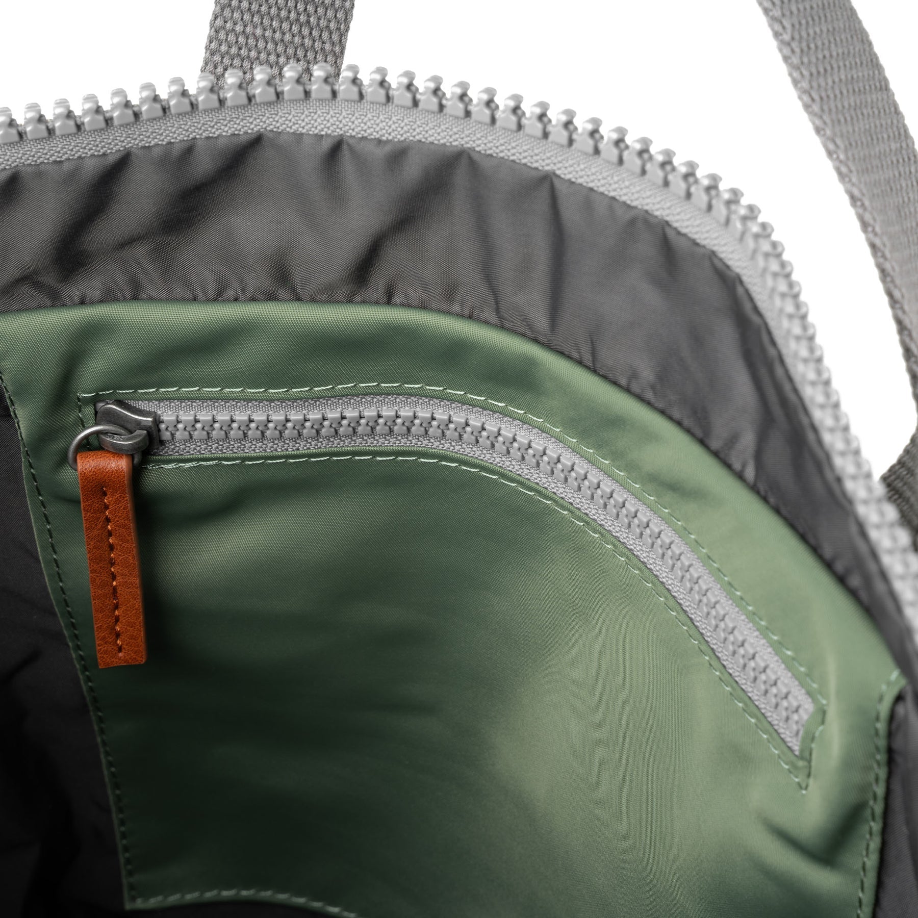 Mochila Roka London Canfield B - Granite - Mediana