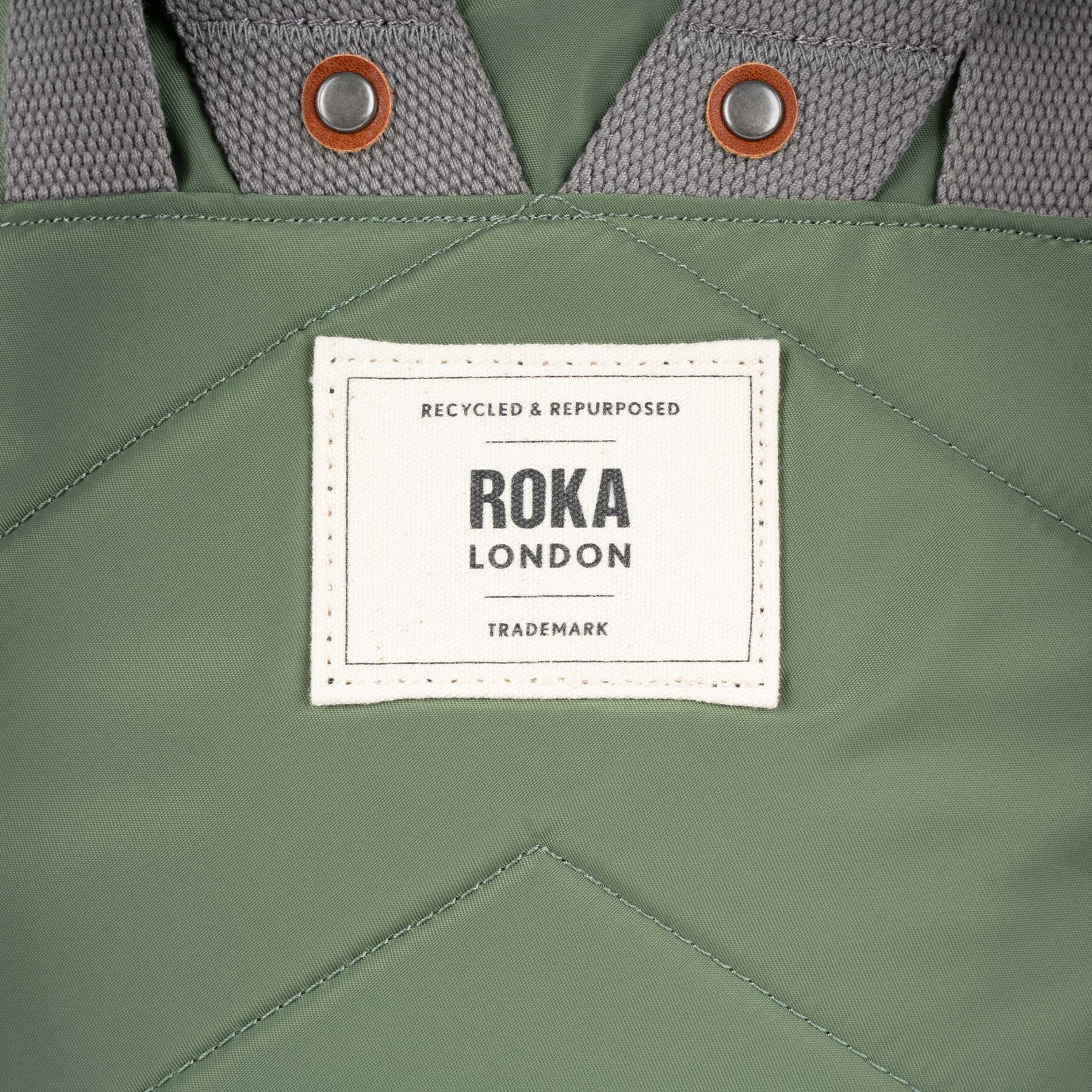 Mochila Roka London Canfield B - Granite - Mediana