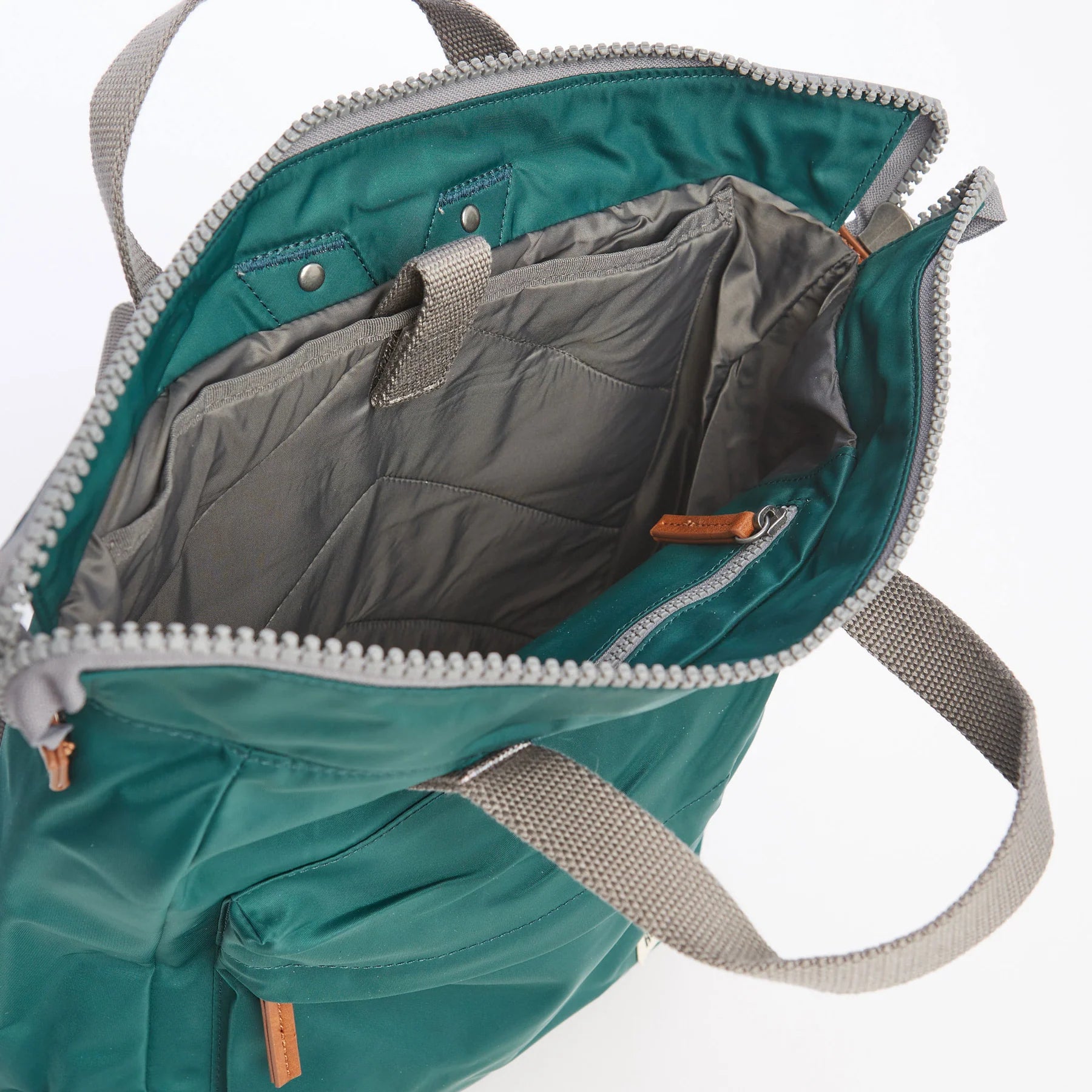 MOCHILA BANTRY B TEAL / MEDIANA Roka London - EL MALETÍ 