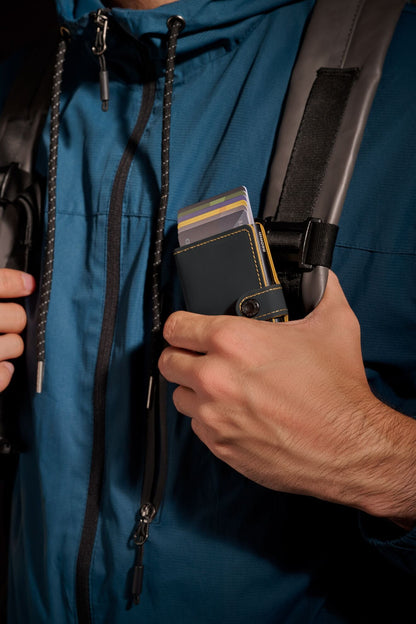MINIWALLET SECRID MATTE BLACK & OCHRE Secrid | El Maletí