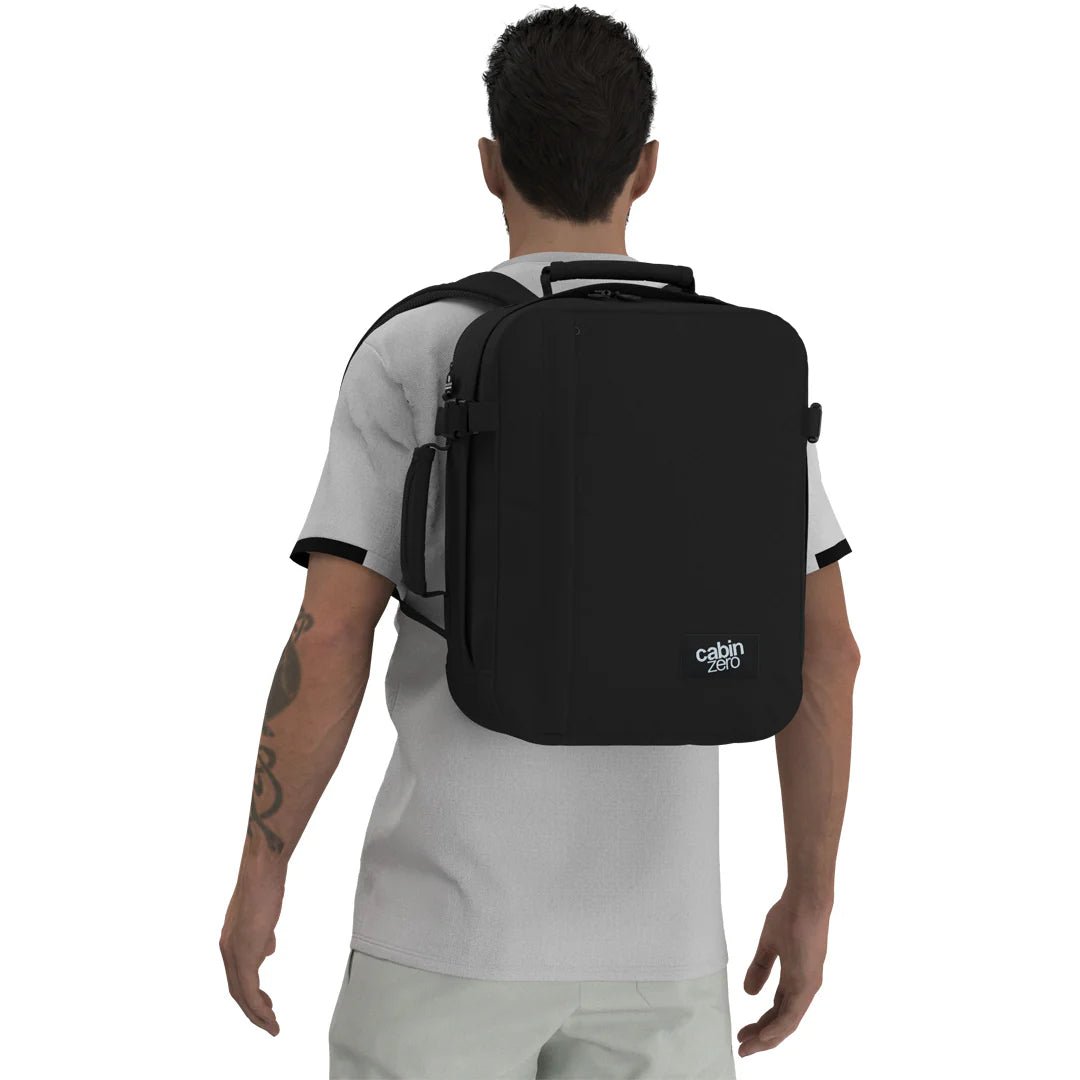 MOCHILA CABIN ZERO CLASSIC TECH - 28L ABSOLUTE BLACK Cabin Zero | El Maletí